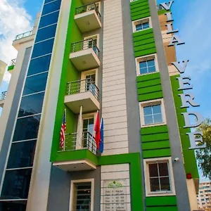 Vila Verde City Center Hotel