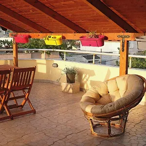 Habitación en casa particular Friends Terrace, Tirana