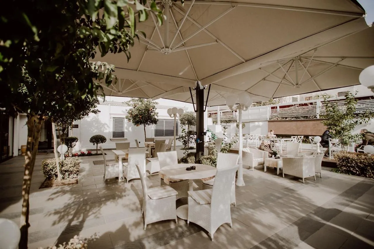 Green House Hotel & Restaurant Tirana